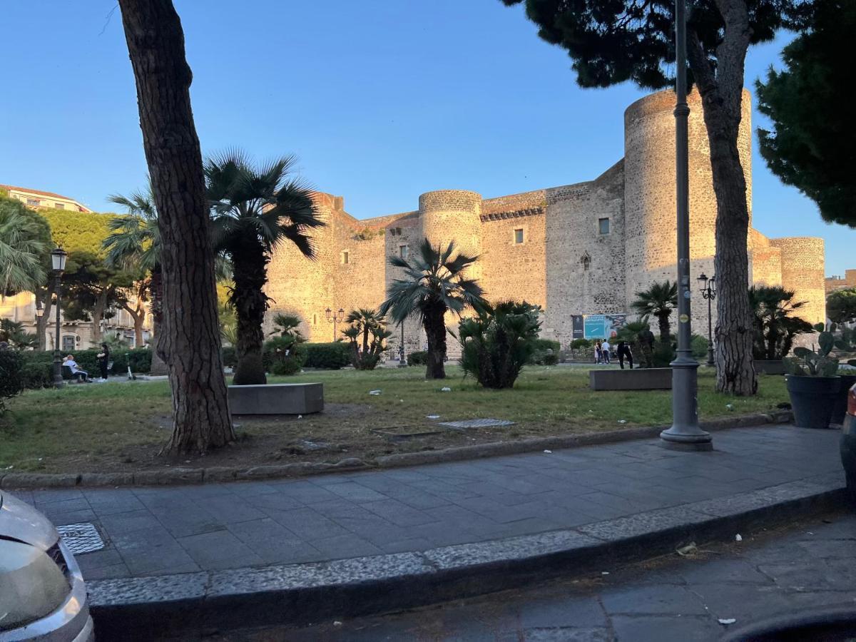 Tavernetta Cortile Dalmazia Catânia Exterior foto